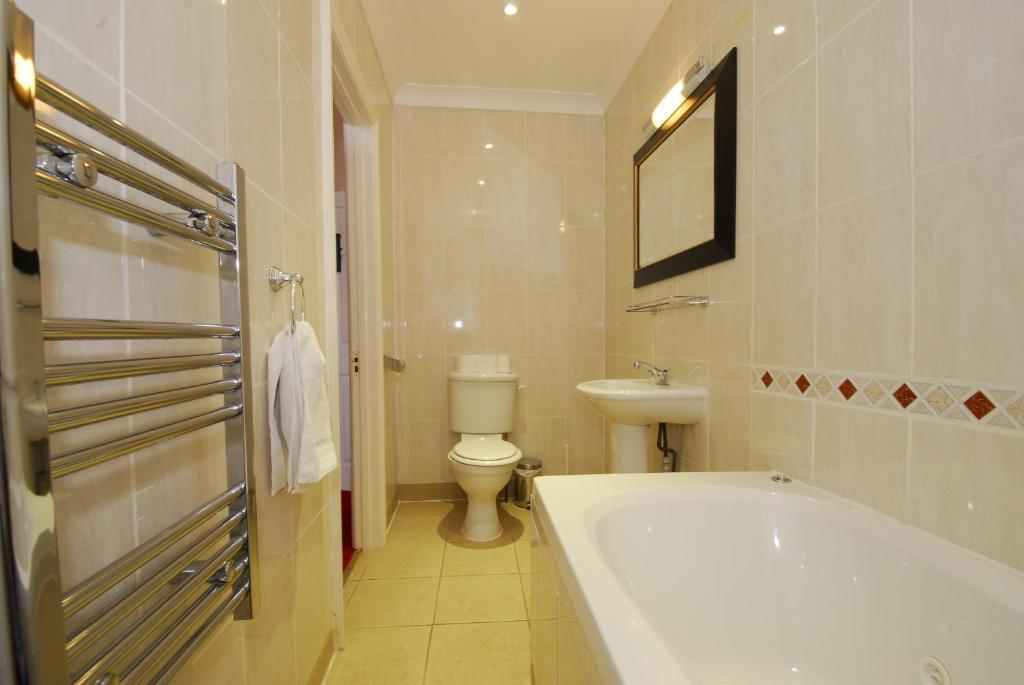 Double Room,44108170:JPEG